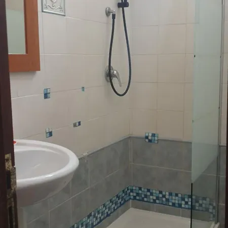 Casa Alice Vicino Al Mare بيت للعطل *